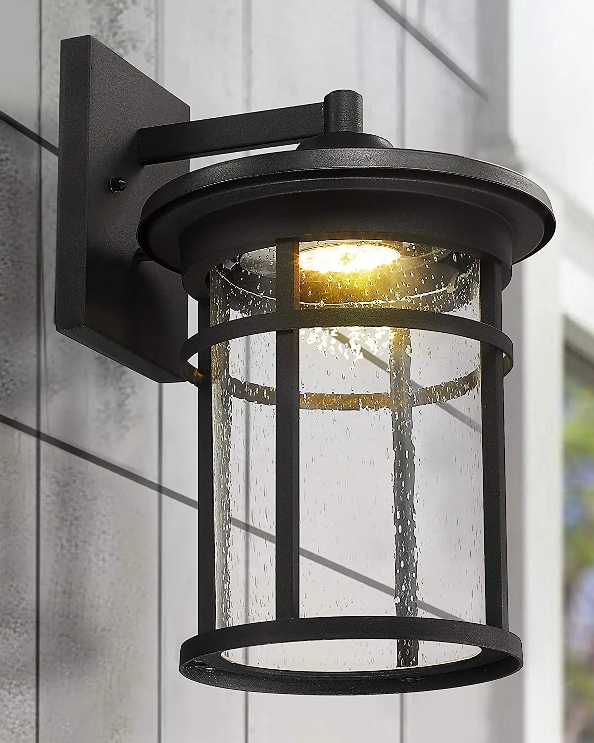 Retro Classic Exterior Garden Energy Saving LED Aluminum Bubble Glass Outdoor Wall Lamp