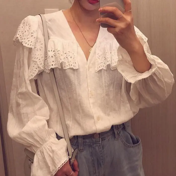 2021 Factory New Chic sweet loose Shirt women lace Ruffle top  wholesale long-sleeve shirts