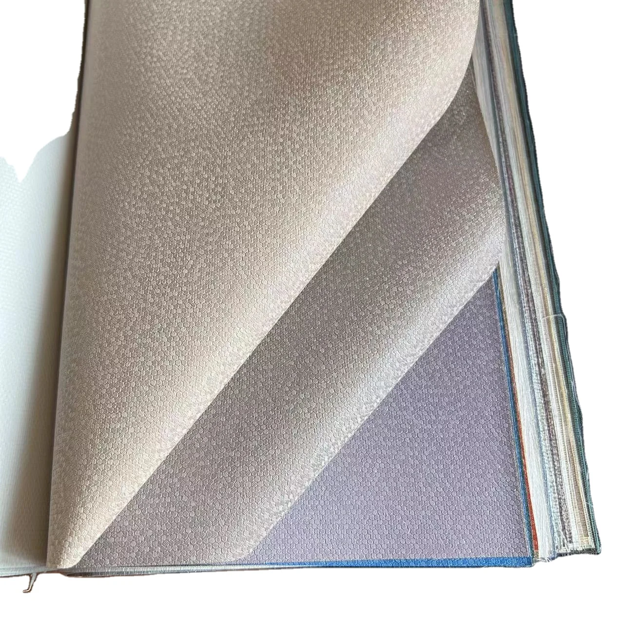 Custom Modern Plain Textured Gold Roll Bedroom Wall Paper PVC Vinyl Fire Resistant Linen Wallpaper Wall Covering