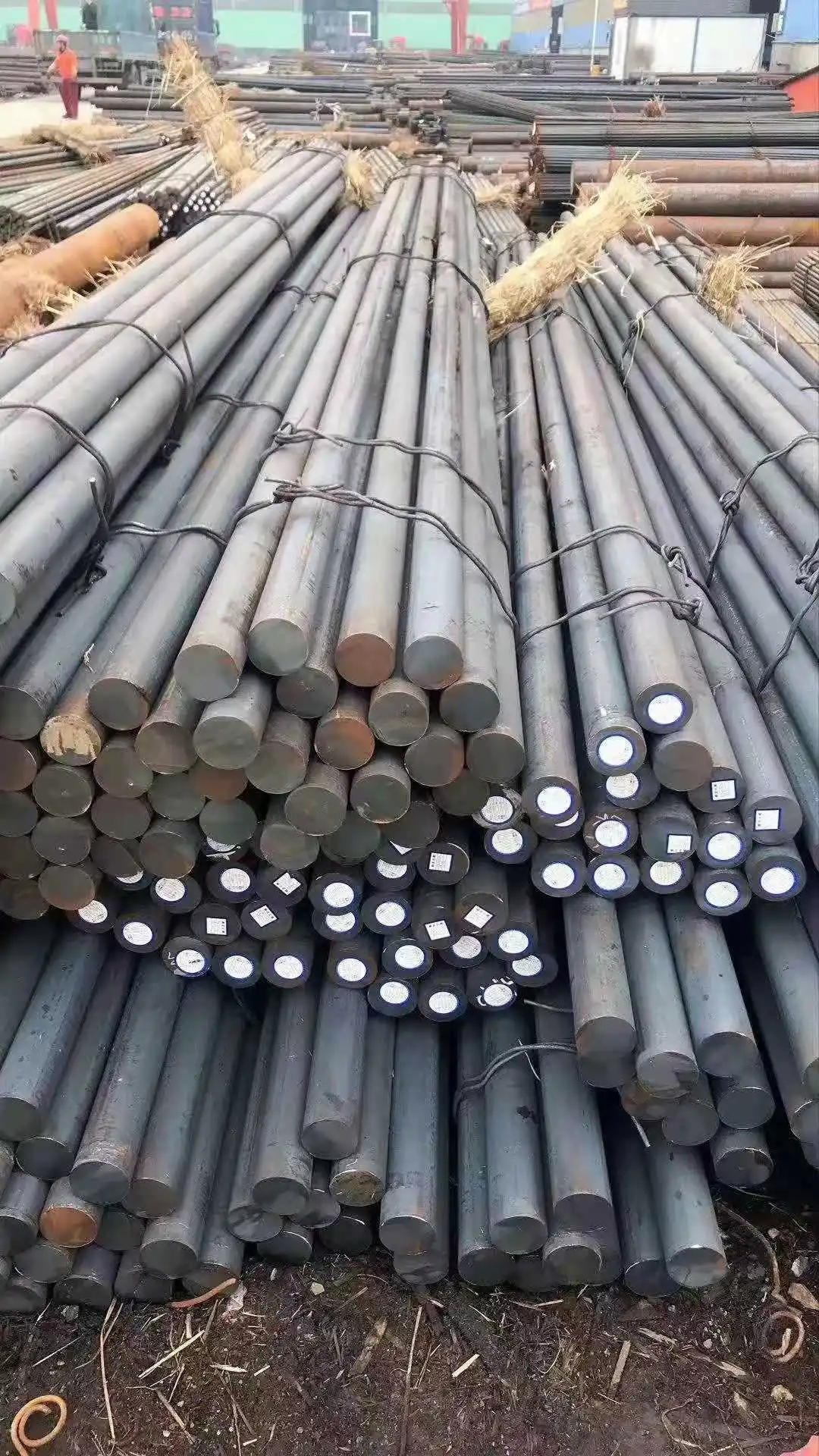 GCr15  20CrMo 9Cr18 9Cr18Mo alloy bar