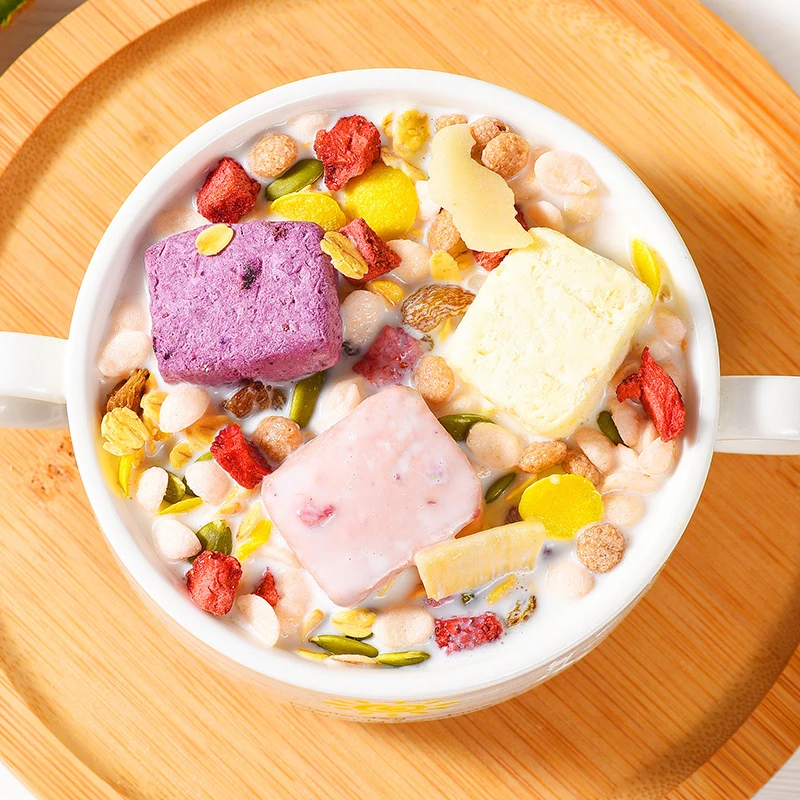 China Healthy Snack Dried Yogurt Baked Cereal Fruits Mix Nuts Richy Cereal Quaker Oats