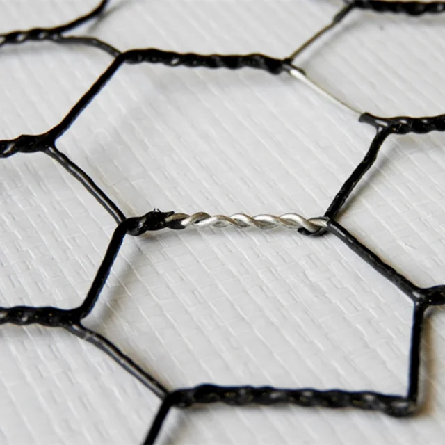PVC coated Guard Animal Fence Net Woven Hexagonal Chicken Fence Netting Poultry Animal Fence hexagon wire mesh netting