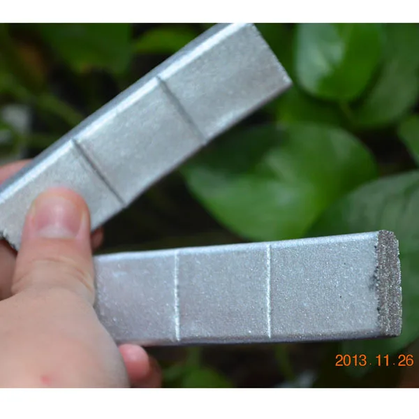 HQHS0060 HongQiang hot sale bamboo material shisha tablets silver hookah torch charcoal