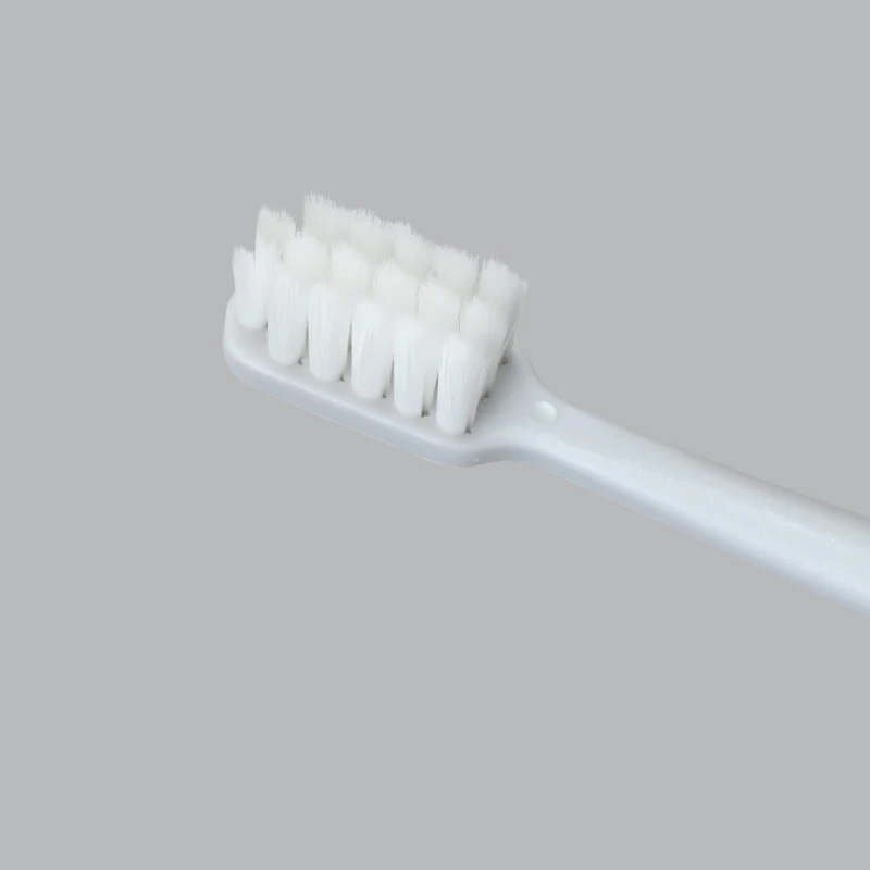 Factory Hot Sales Disposable Toothbrush Soft Nylon Bristles Plastic Handle Black White Adults Toothbrush Box Packing Manual