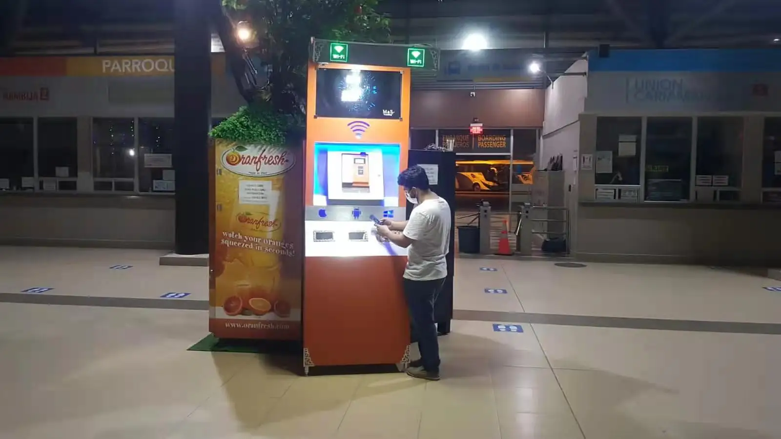 2023 New Trending Technology Products Innovative WiFi Vending Machine
