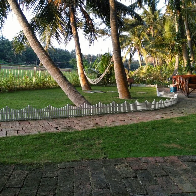 UV-Proof White HDPE Garden Fencing PVC Fence