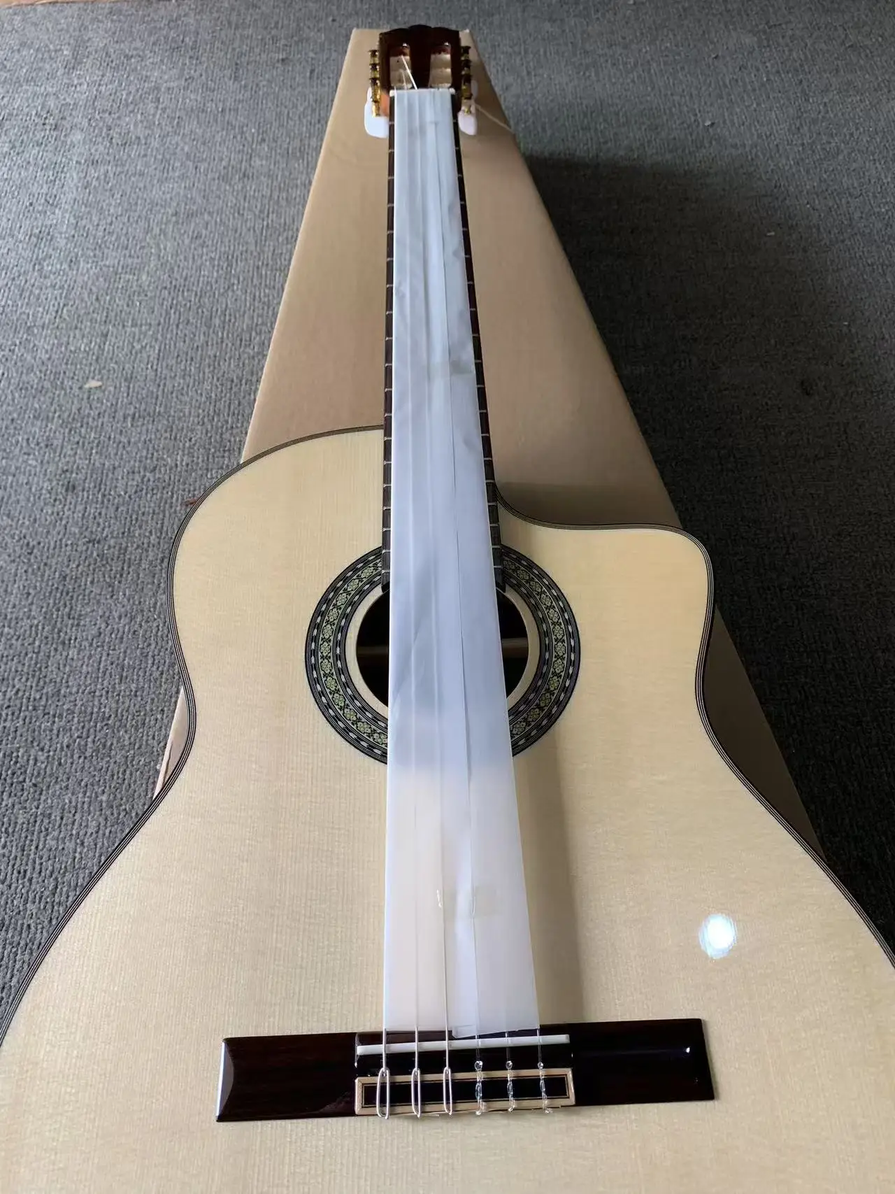 High quality 39 inch Geake K-500C Flamenco OEM guitar