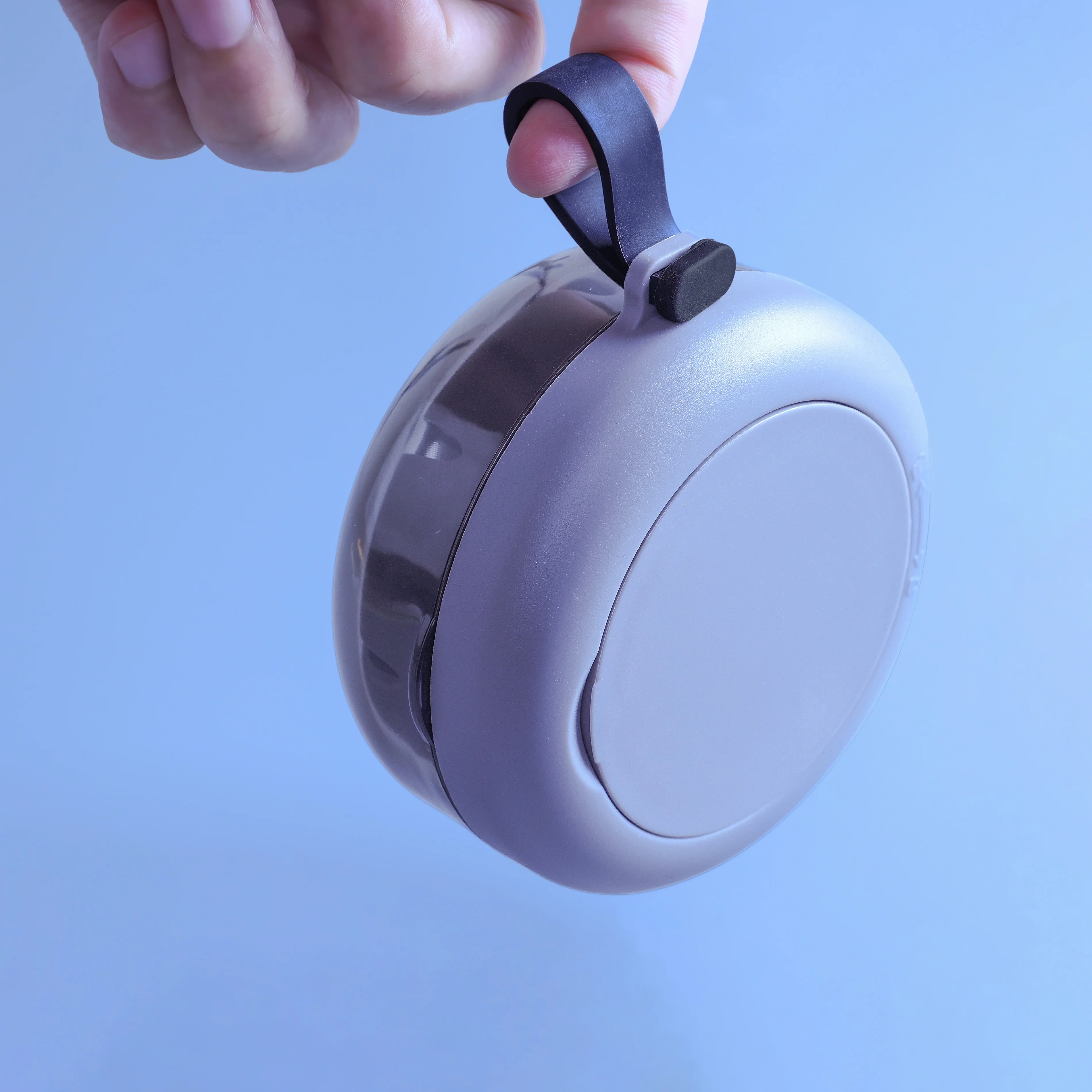 Aligner and Retainer Case with magnet for Denture Teeth Mouth Guard Storage Round Shape Box Storage