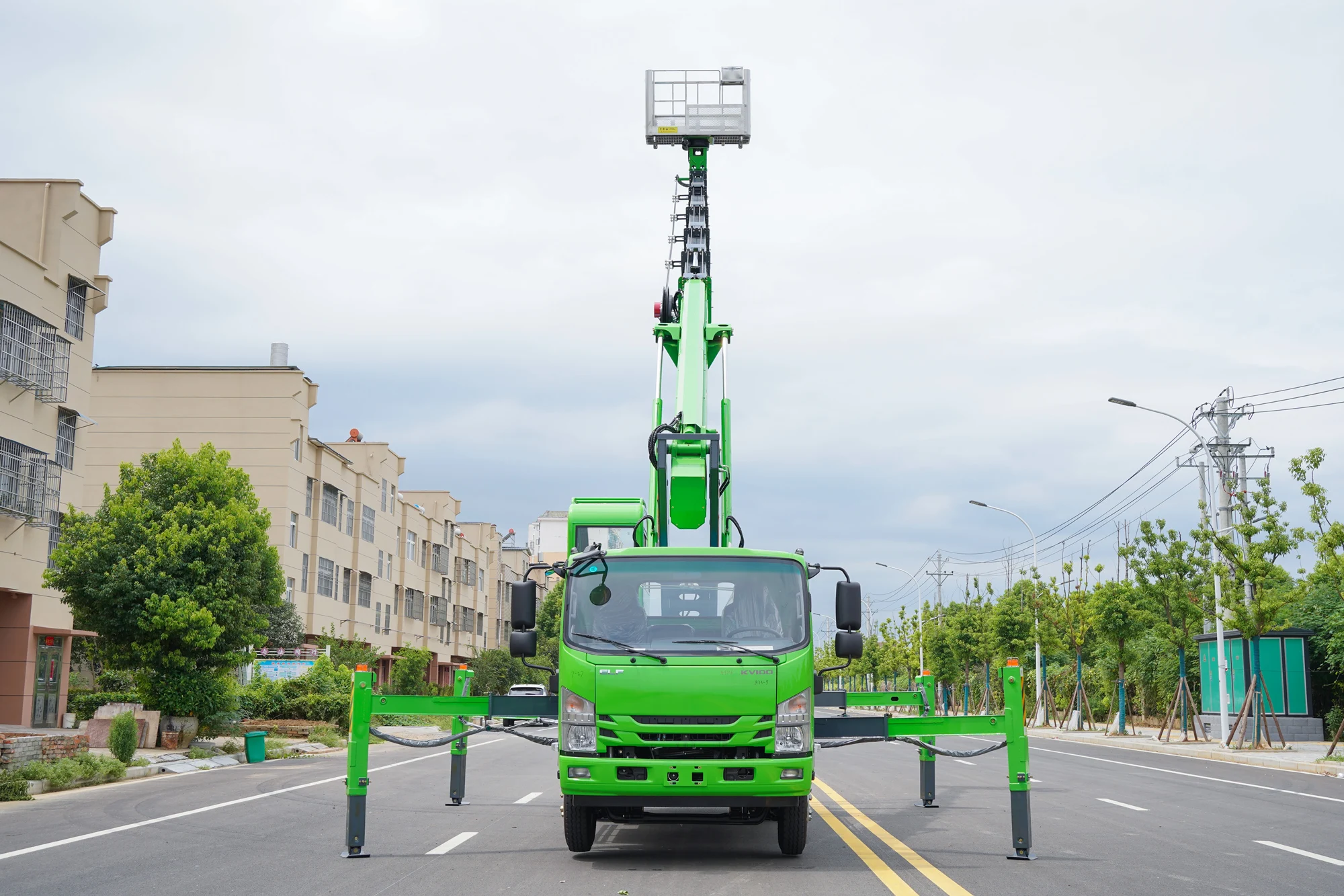Ruiyate hot selling products Isuzu aerial work truck
