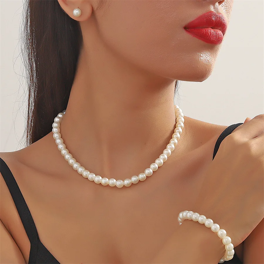 Бижутерия из трех предметов