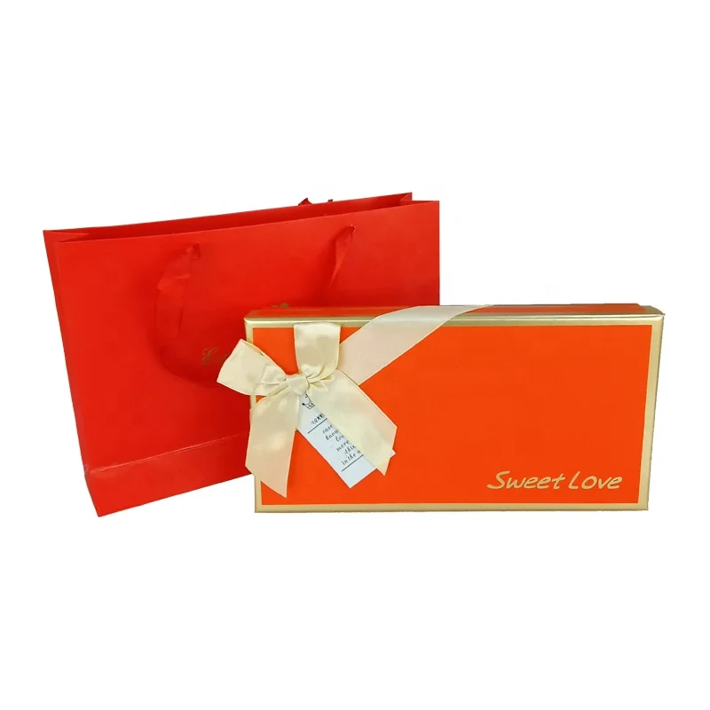 Wholesale Christmas Valentine Day Gift Chocolate Candy Red Paper Box Set with Bag Bonbon Candy Packaging Box with Dividers Bow
