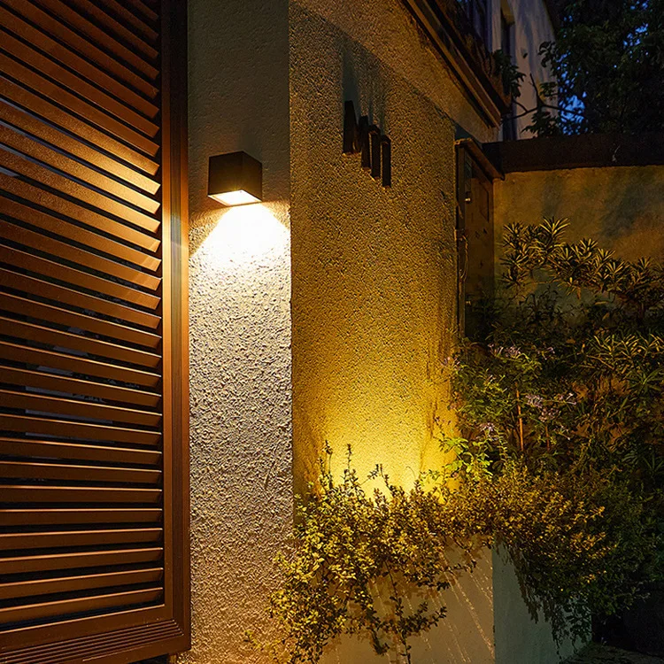 LED Solar Light Outdoor Garden Square Wall Lamp Sunlight Sensor IP65 Waterproof Courtyard Balcony Fence Post Decoration Lamps