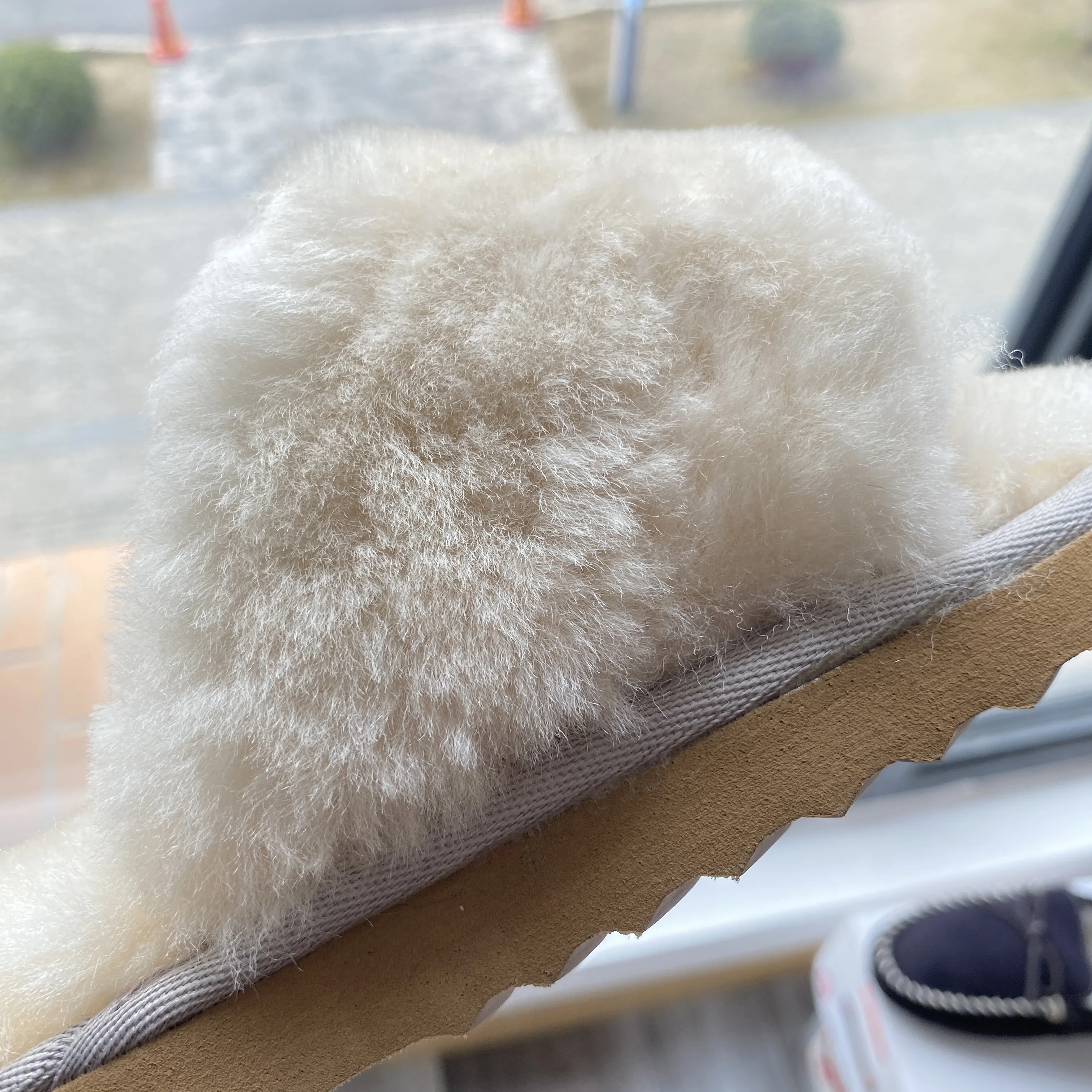 wholesale custom logo faux fur home slippers multi color indoor winter& autumn furry slides