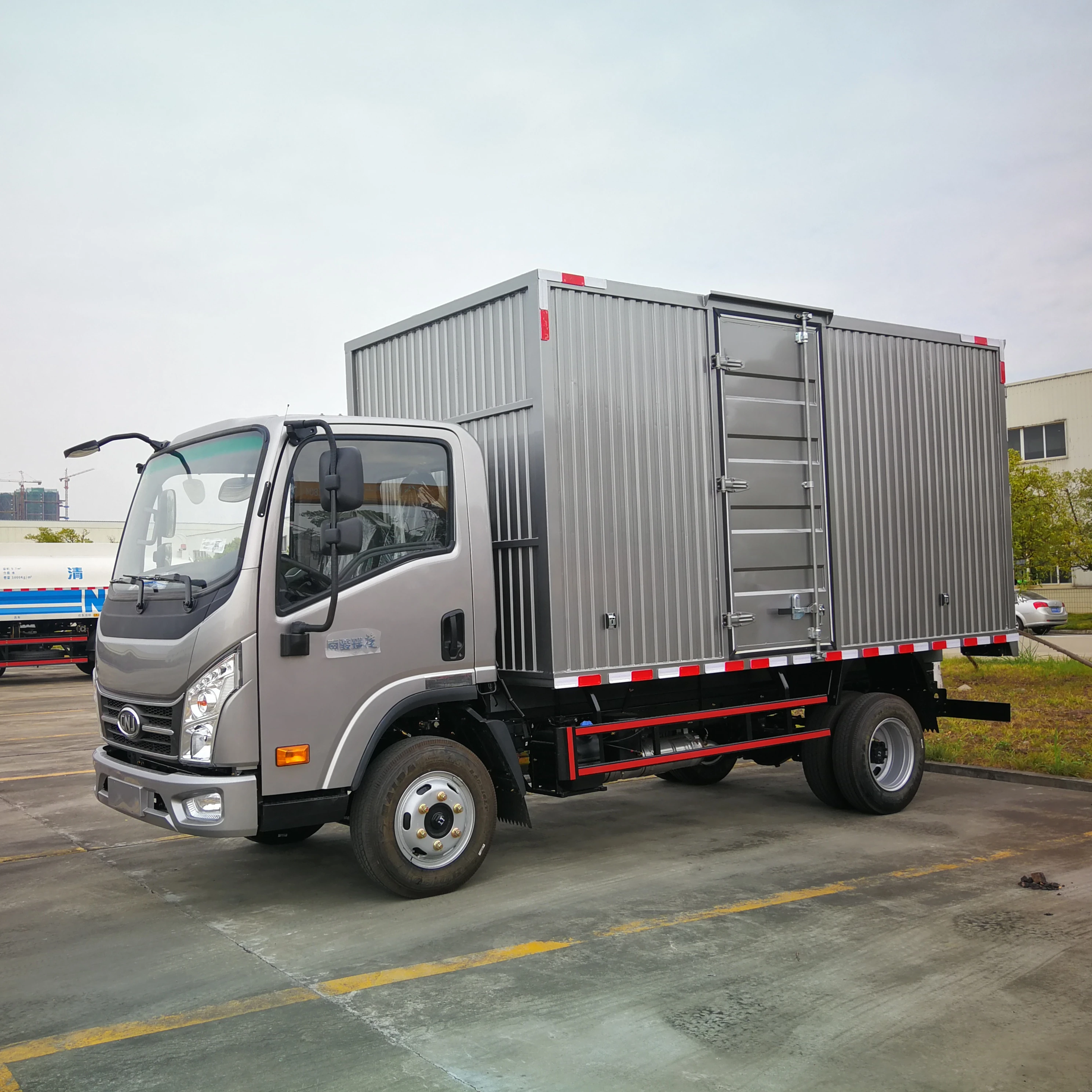 Китайский знаменитый дизельный мини-грузовой автомобиль 4x2 D20 в одной кабине для продажи