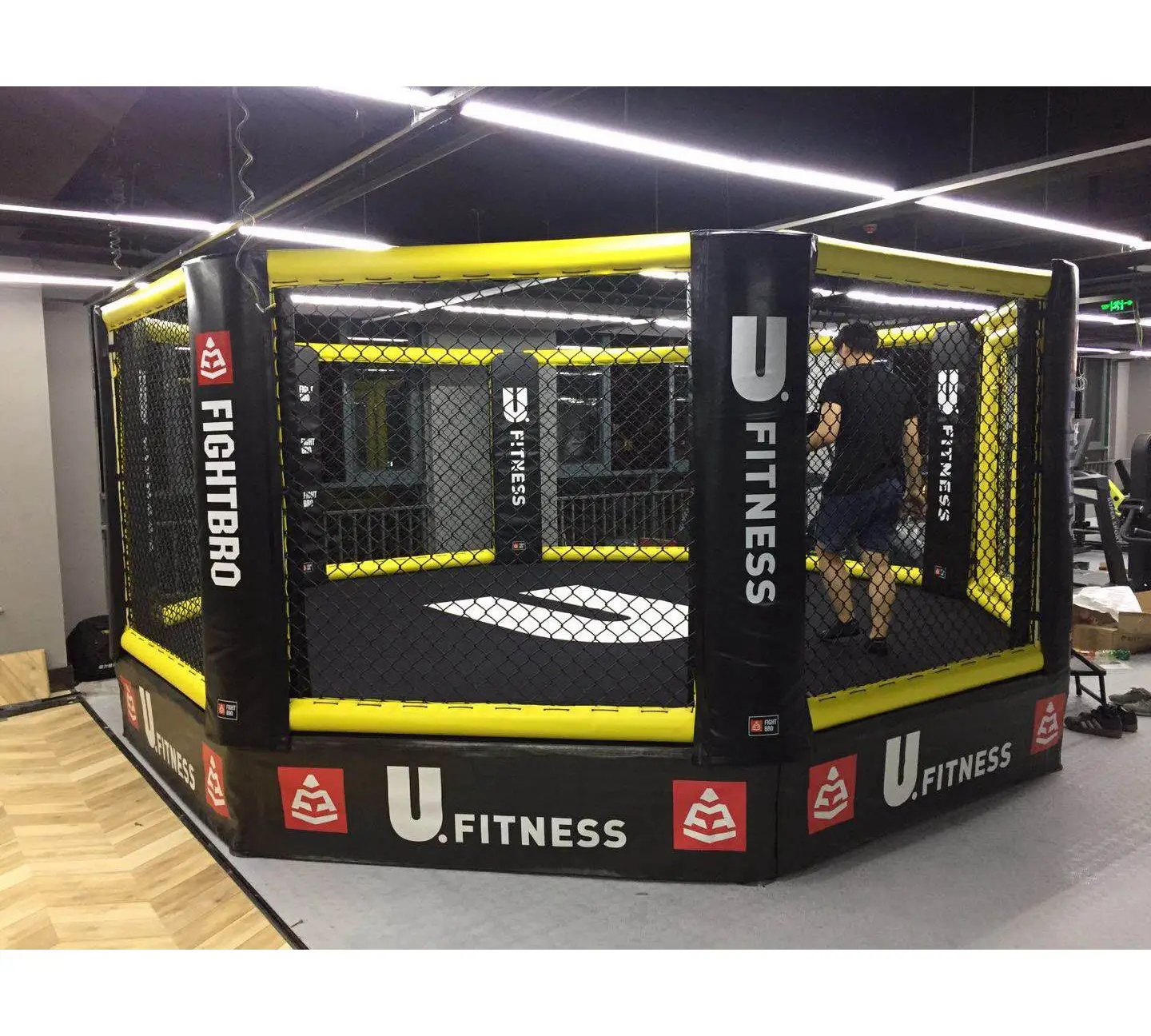 Кольцо FightBro octagon MMA поставка в UFCgym & CIMMAF