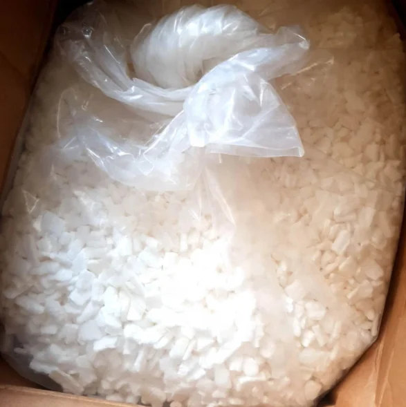 
Moisturizing ingredient cetyl alcohol fatty alcohol CAS 36653-82-4 for skin 