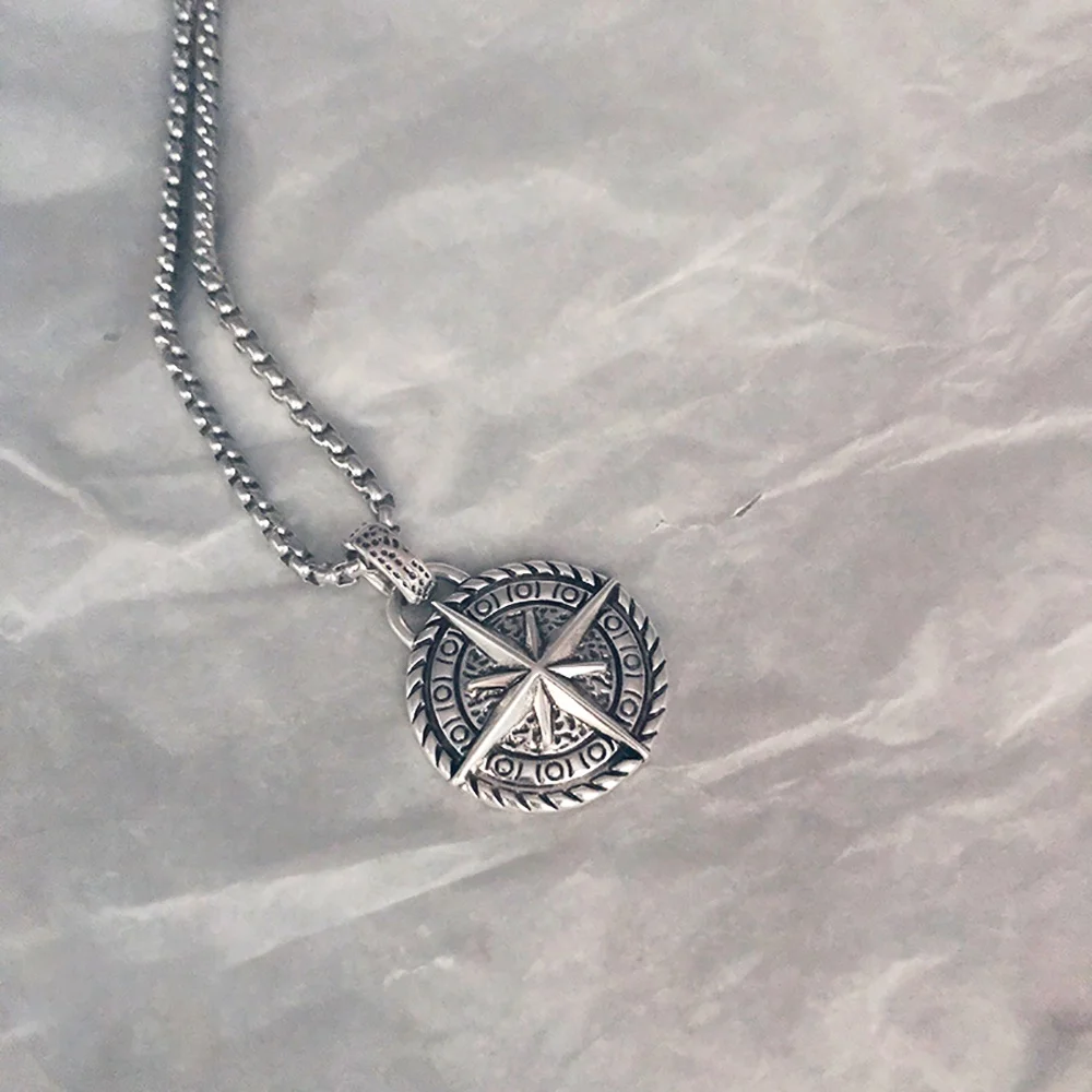 Custom copper alloy round ageing process compass pendant for mens