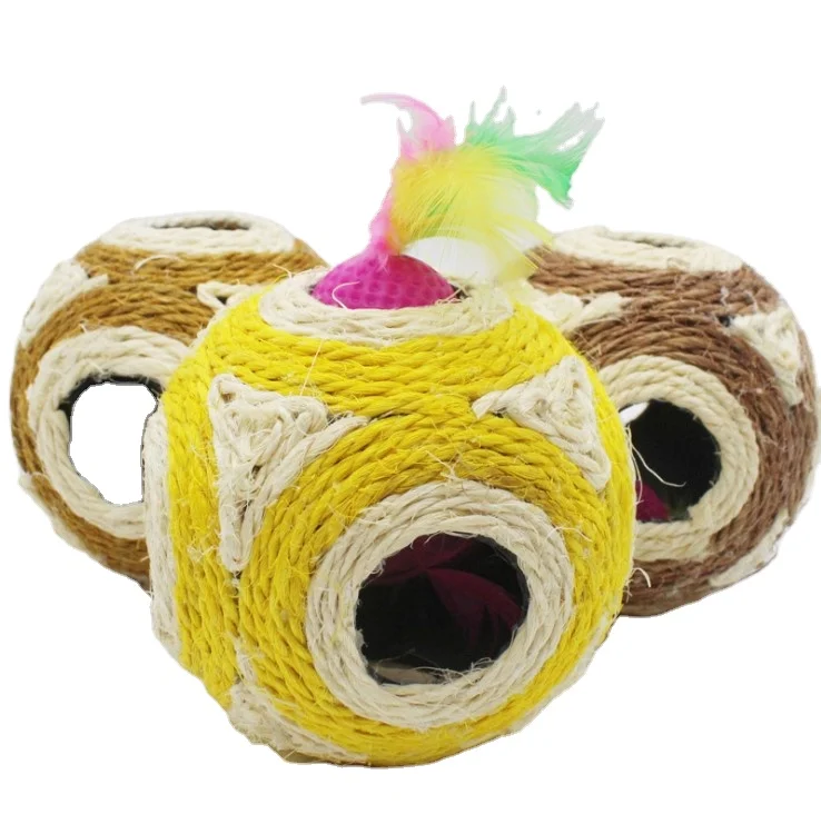 HongQiang New Arrival Amazon Hot Selling 12cm Cat Scratcher Toy Six-hole Sisal Ball Pet Interactive Toy