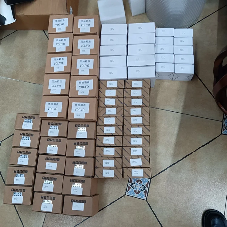 New Arrival Excavators R210-7 Diesel Fuel Tank Cap For Hyundai Excavators