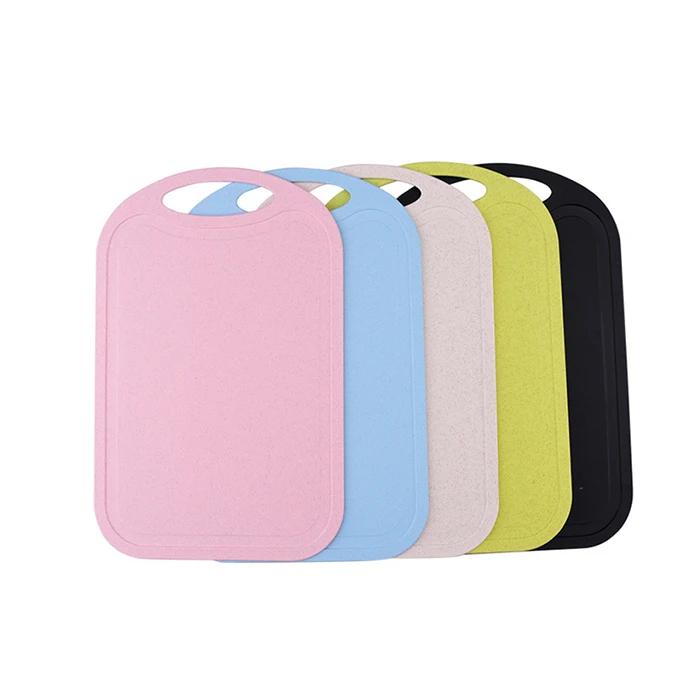2023 New Arrivals Eco-Friendly Professional Kitchen Vegetable Fruit Meat Wheat Straw Fiber Plastic Chopping Cutting Board Set