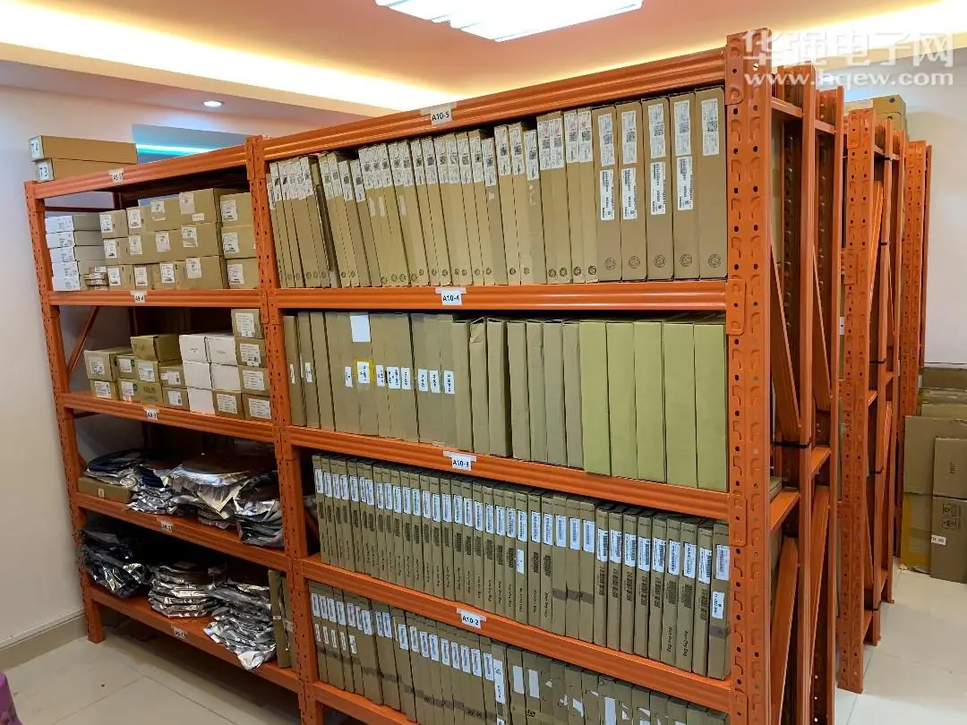 SN65HVD1050 RS-232 Interface IC 1 Mb/s 4.75 V to 5.25 V SOIC-8 SN65HVD1050AQDRQ1