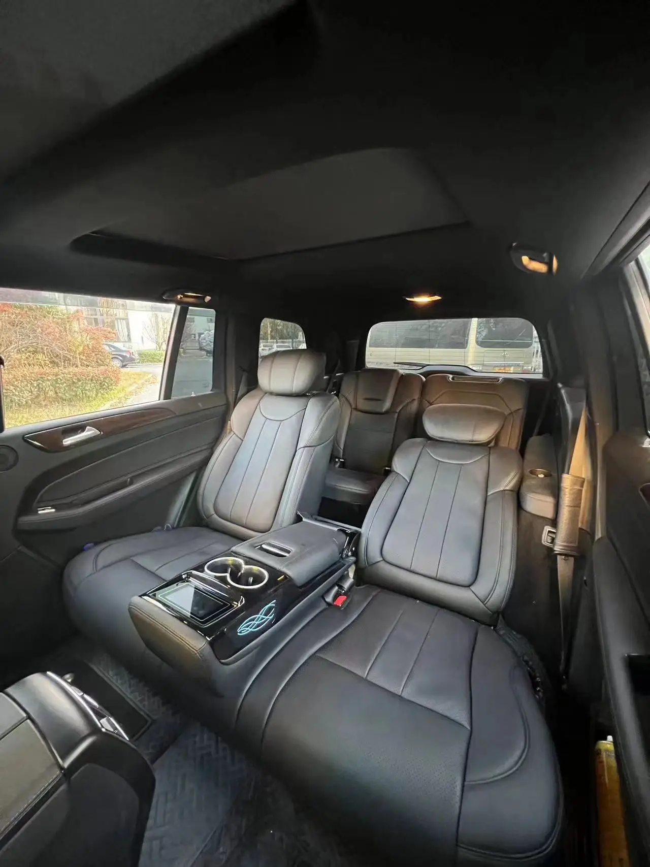 Развлекательное сиденье внедорожник из кожи для Vito Alphard Sprinter Van Toyota Models