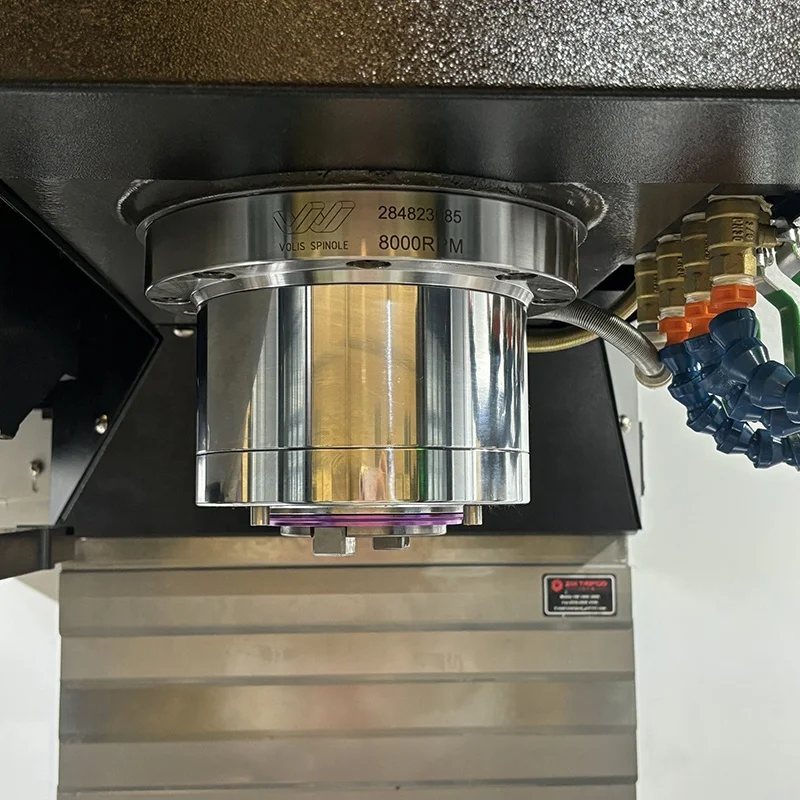 CNC 5-осевой металлический фрезерный станок VMC650 вертикальный обрабатывающий центр