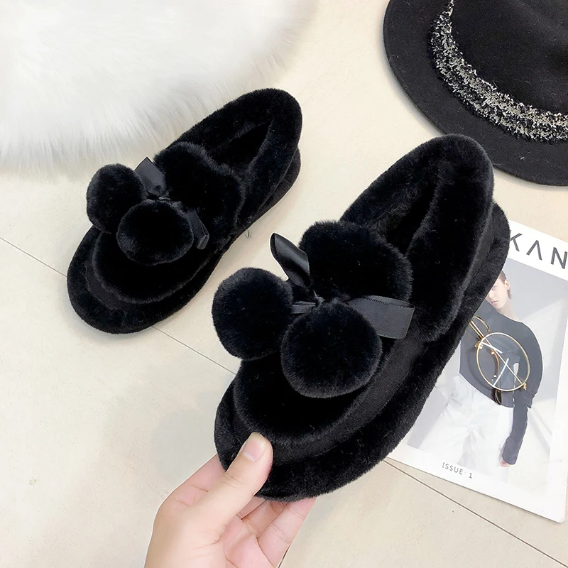 2021 Hot sale new fashion design women fur and plush slippers cute animal anti slip and warming outdoor shoes for winter