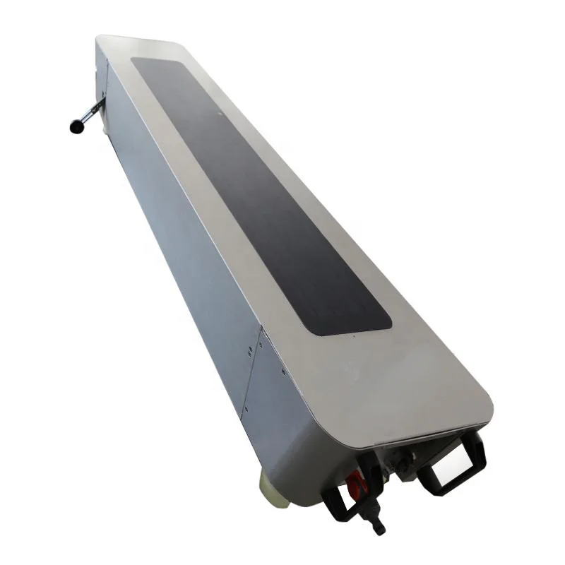 Solar photovoltaic panel cleaning robot automatic spray and brush photovoltaic panel cleaning
