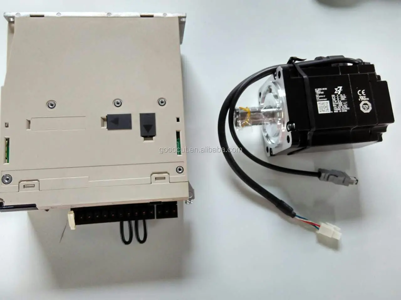 Yaskawa 750w servo motor