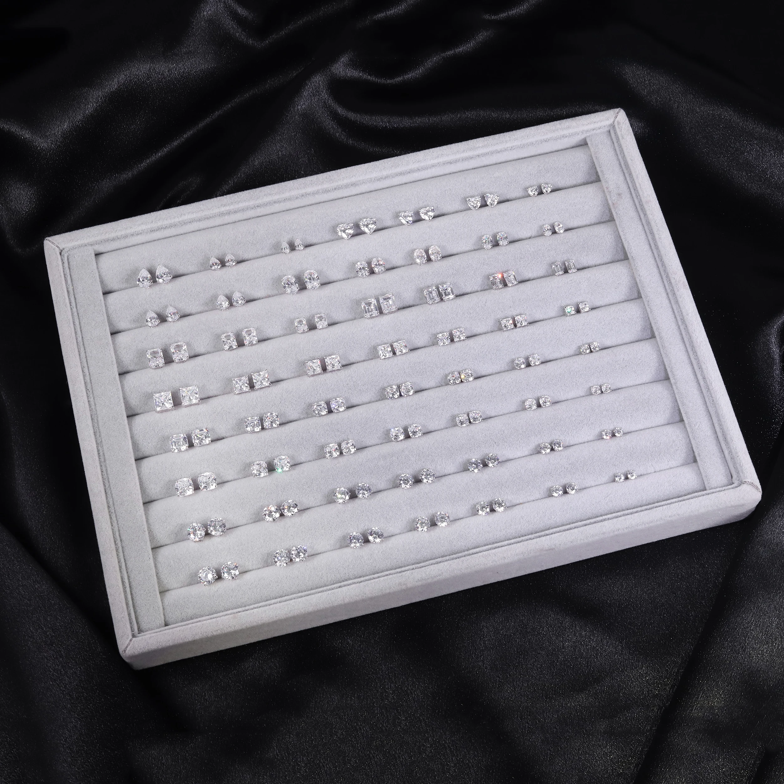 Abiding Jewelry Factory Custom 9K 10K 14K 18K Solid Gold 4 Prongs IGI Certified Different Carats Oval Lab Grown Diamond Earrings