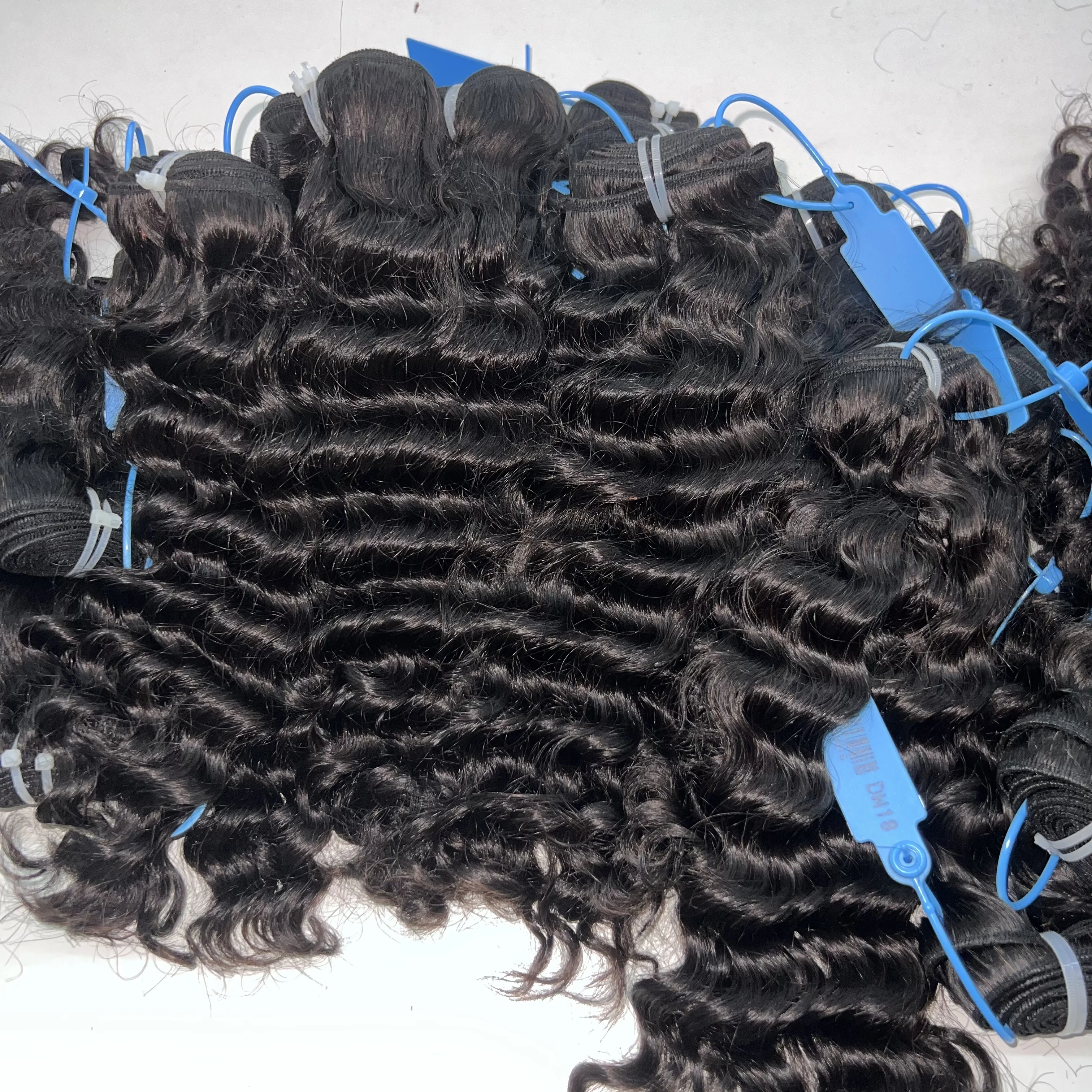 Ready to ship products Raw unprocessed virgin natural human hair,100% hair  indian hair bundles from india vendor