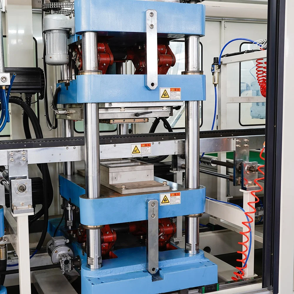 Plastic Lunch Box Vacuum Forming Machine For Plastic Fruits And Vegetables Box