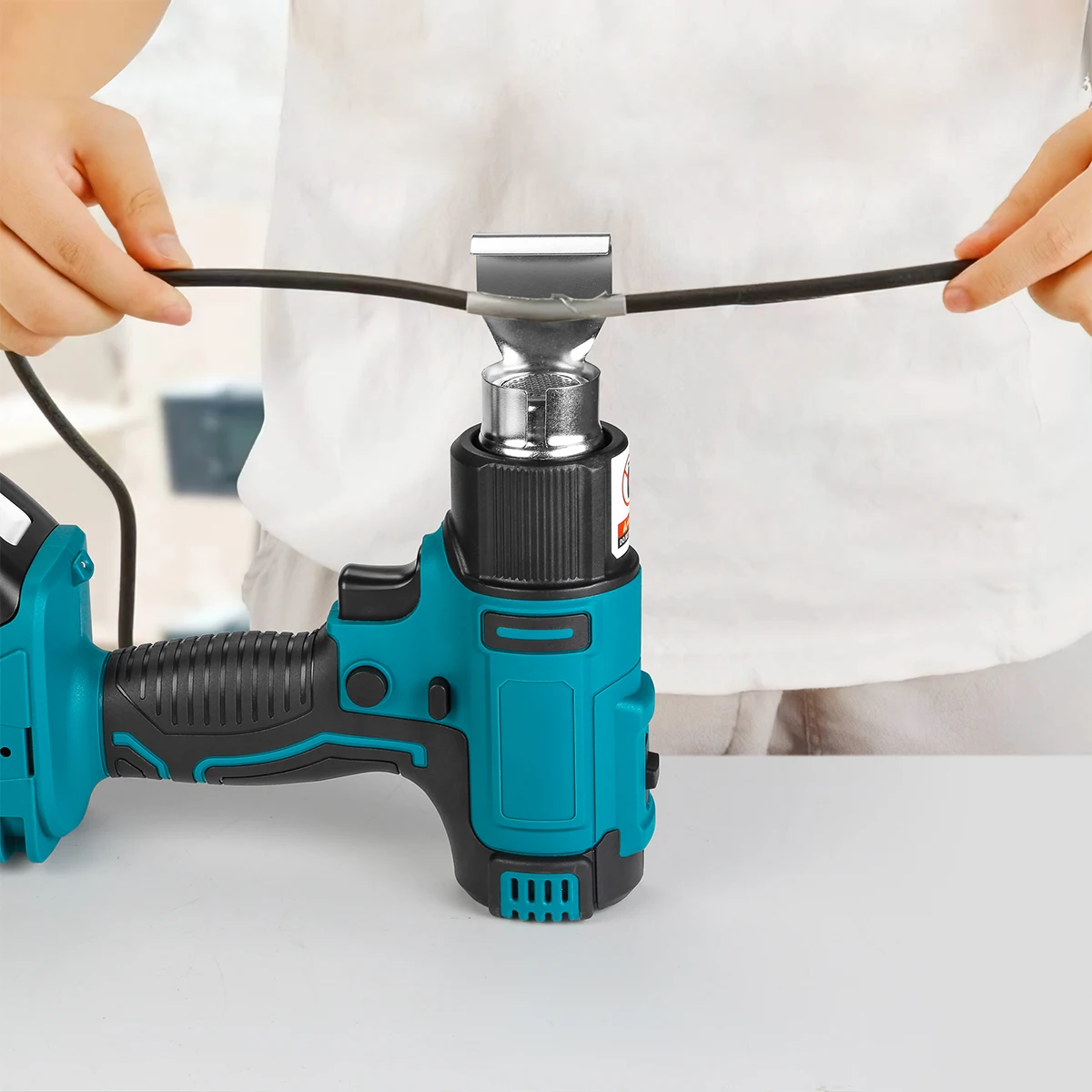 2 Speed Wireless Rechargeable Heat Gun Plastic Welding Portable Tool Heat Shrink Film Heat Gun Replacement Makita Battery