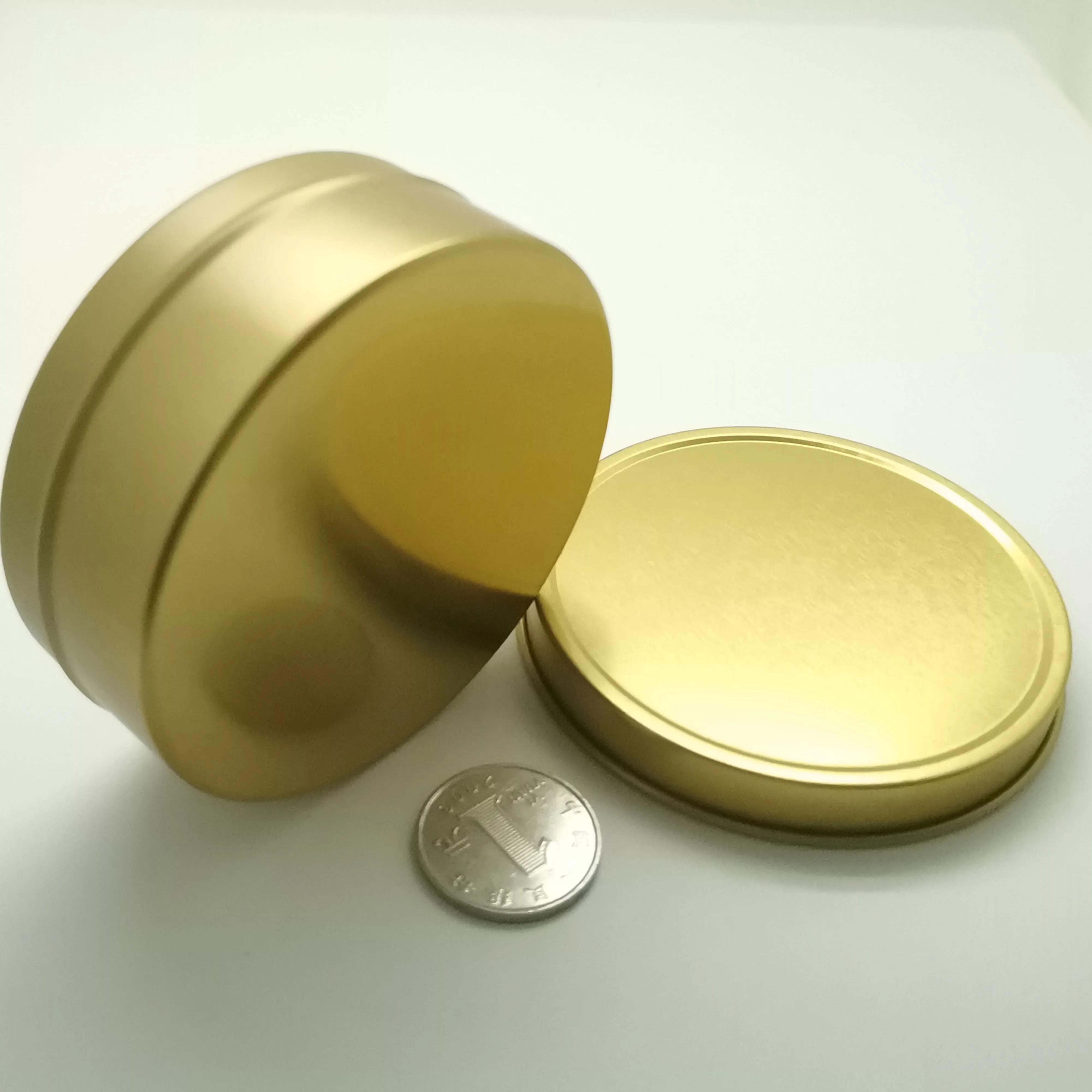 Recycled 12 OZ Shallow Round Slip Lid Tin Can in Gold Color Candle Tin Container Circle Custom Made Tins with Logo for Gift Box