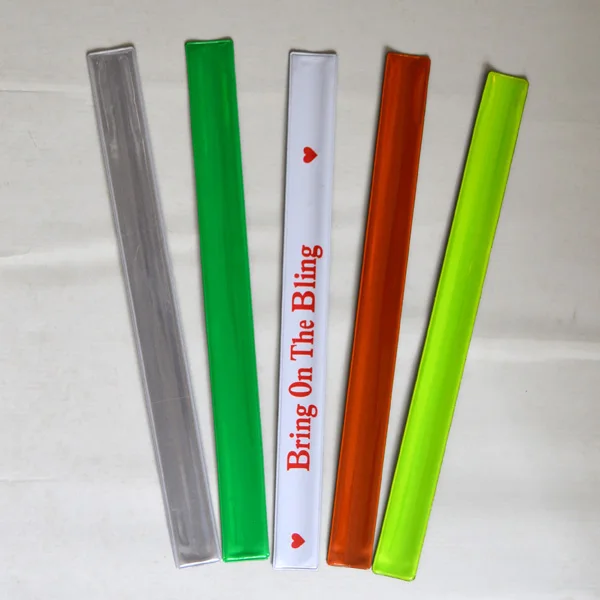 self locking reflective slap band