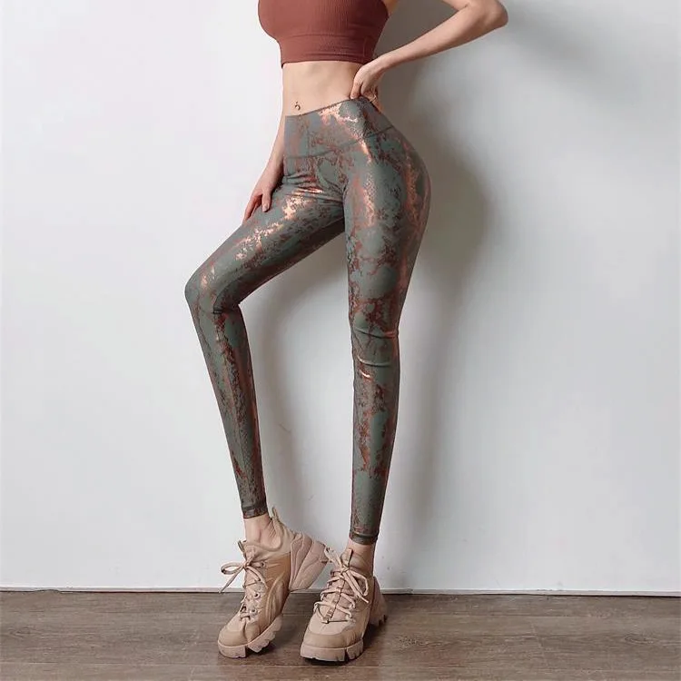 New Snakeskin Pattern Peach Hip Yoga Pants High Elastic Butt Lifting Bronzing Pants Sports Pants