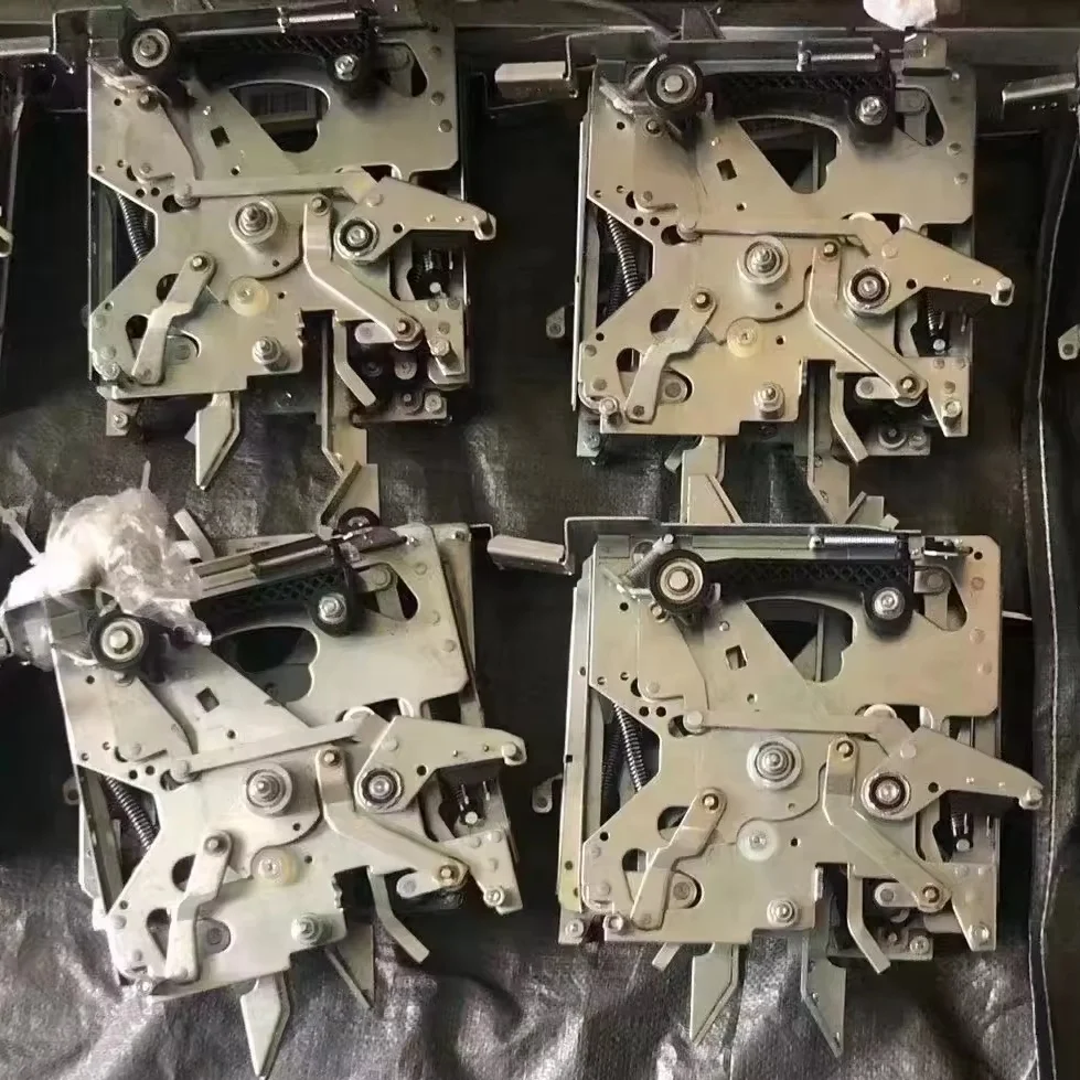 Elevator door knife elevator lift spare parts vvvf door knife skate