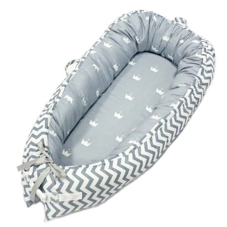 Cross-border crib middle bed uterine bionic bed portable cushion removable and washable folding baby bed wholesale customization