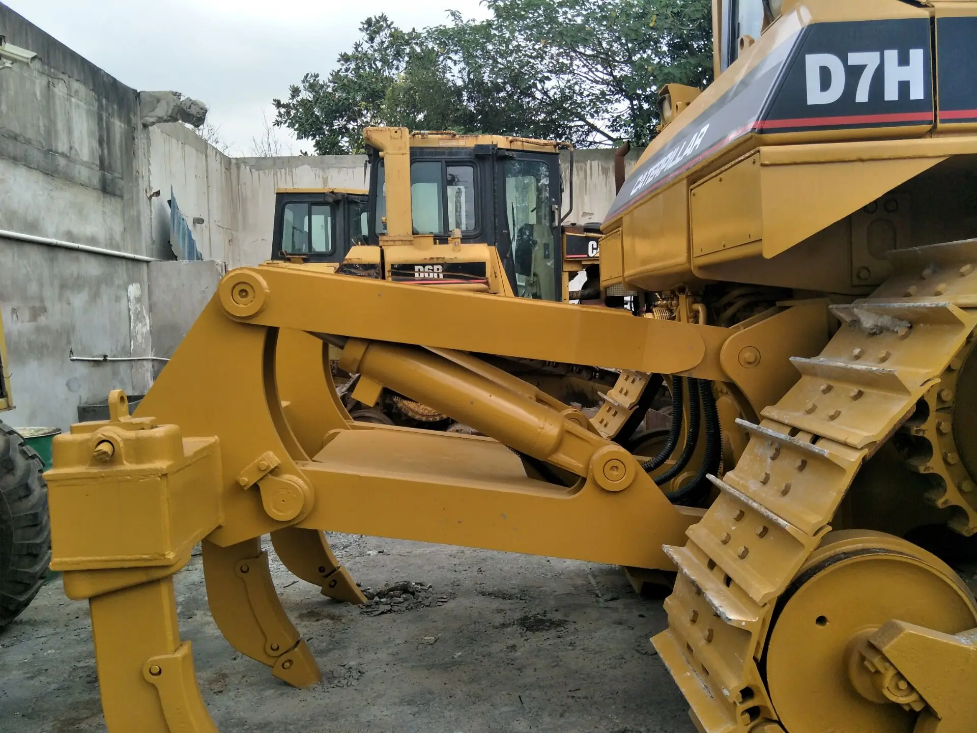 Second-hand Special Japan Made D7H D7R D6H Used Good Condition Crawler Dozer Bulldozer