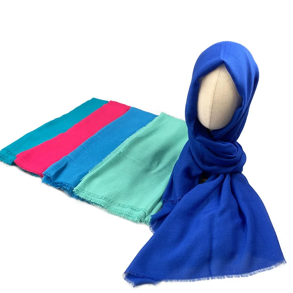 
Popular brand luxury solid color square chiffon scarves muslim hijab wholesale heading shawls 