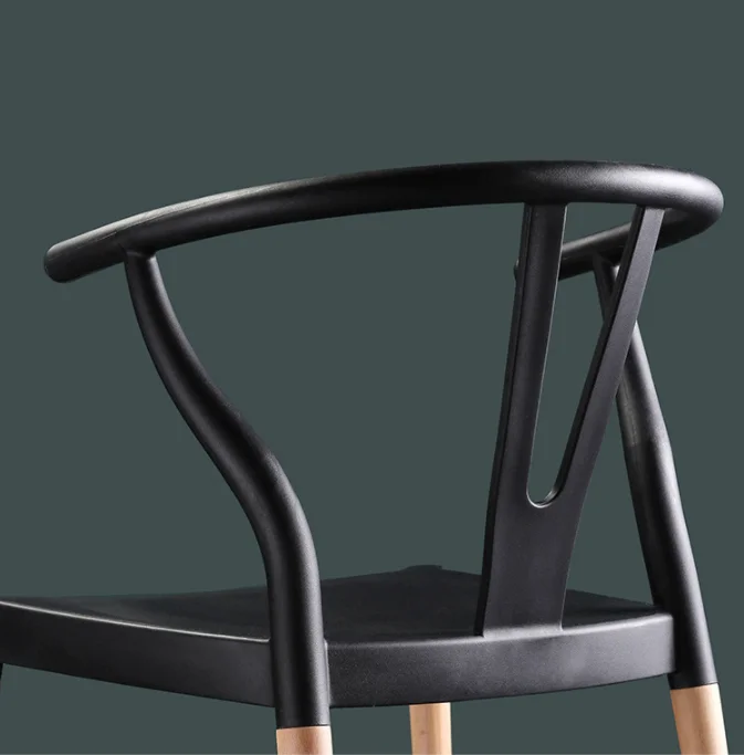 High Quality Simple Modern Nordic Home Furniture PP Material Dining Chairs Wood Legs Chair
