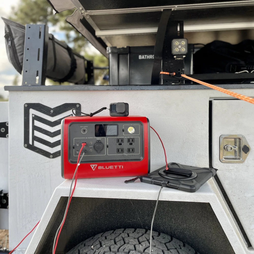 Portable Power Station AC Outlets & LED Flashlight Fast Charging Silent Solar Generator for Emergencies Home Outdoor Camping RV