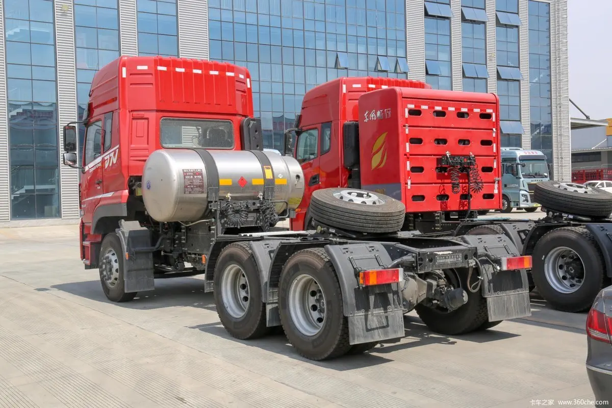 Dongfeng Heavy Duty Truck 8x4 Dump Truck 490 Horsepower AMT Automatic Transmission Affordable Financing Options for Your New Car