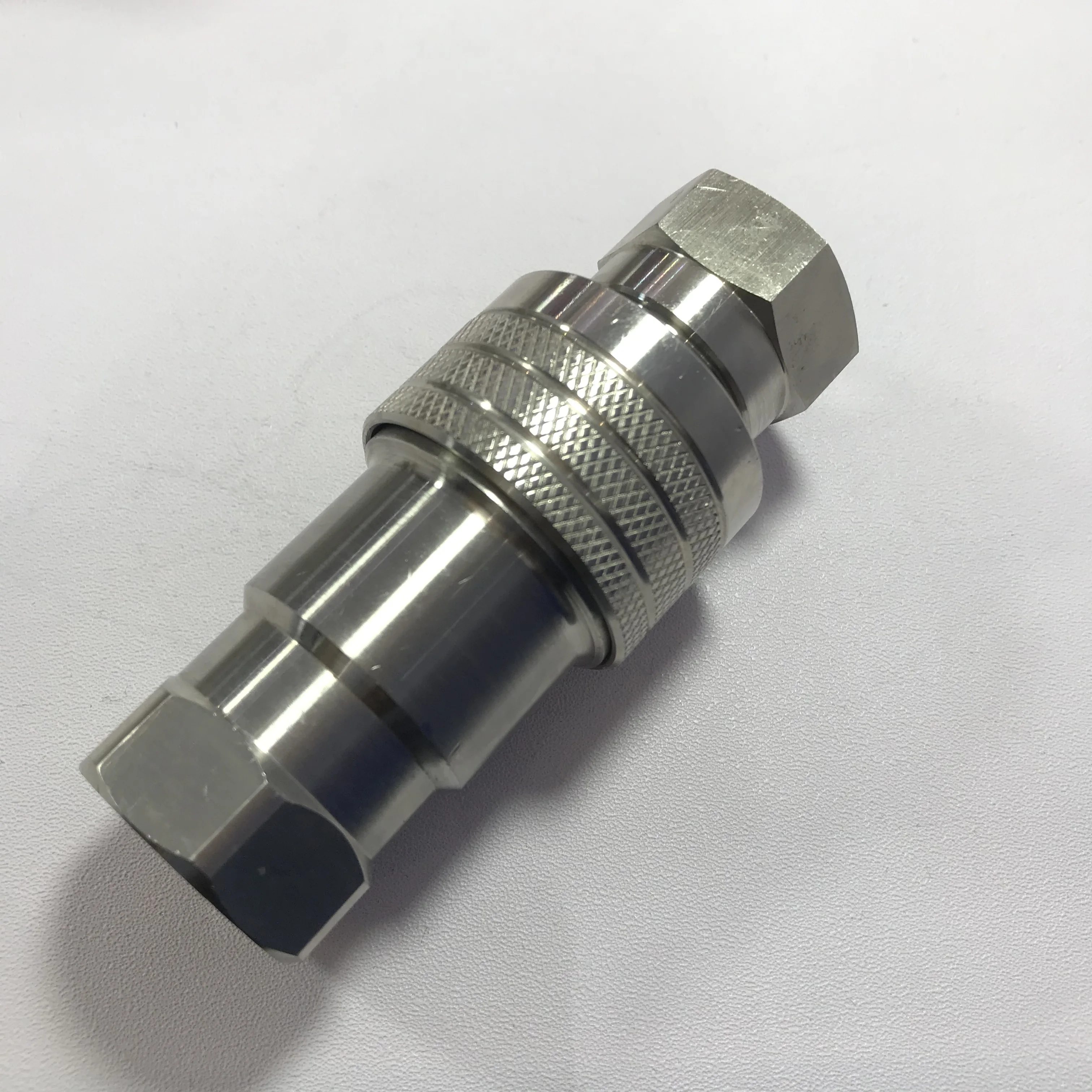 ISO 7421A Series carbon steel hydraulic quick coupling