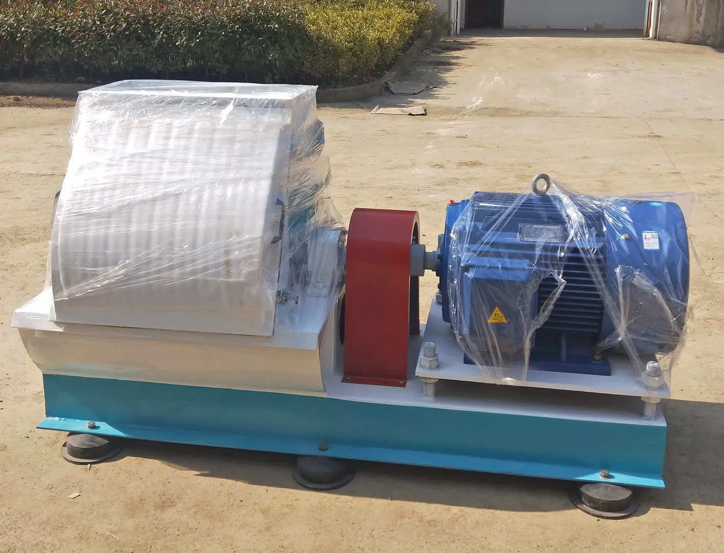 Low Price SFSP Series 1-30T/H Paddy Husk Wood Corn Corncob Crusher Hammer Mill Feed Machine