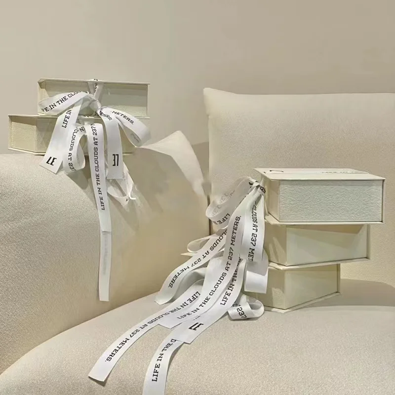 FORTE Eco-friendly Cardboard Paper Gift Box Custom Logo Jewelry Box Magnetic Flap Ribbon Closure Jewelry Gift Box With Pouch Bag