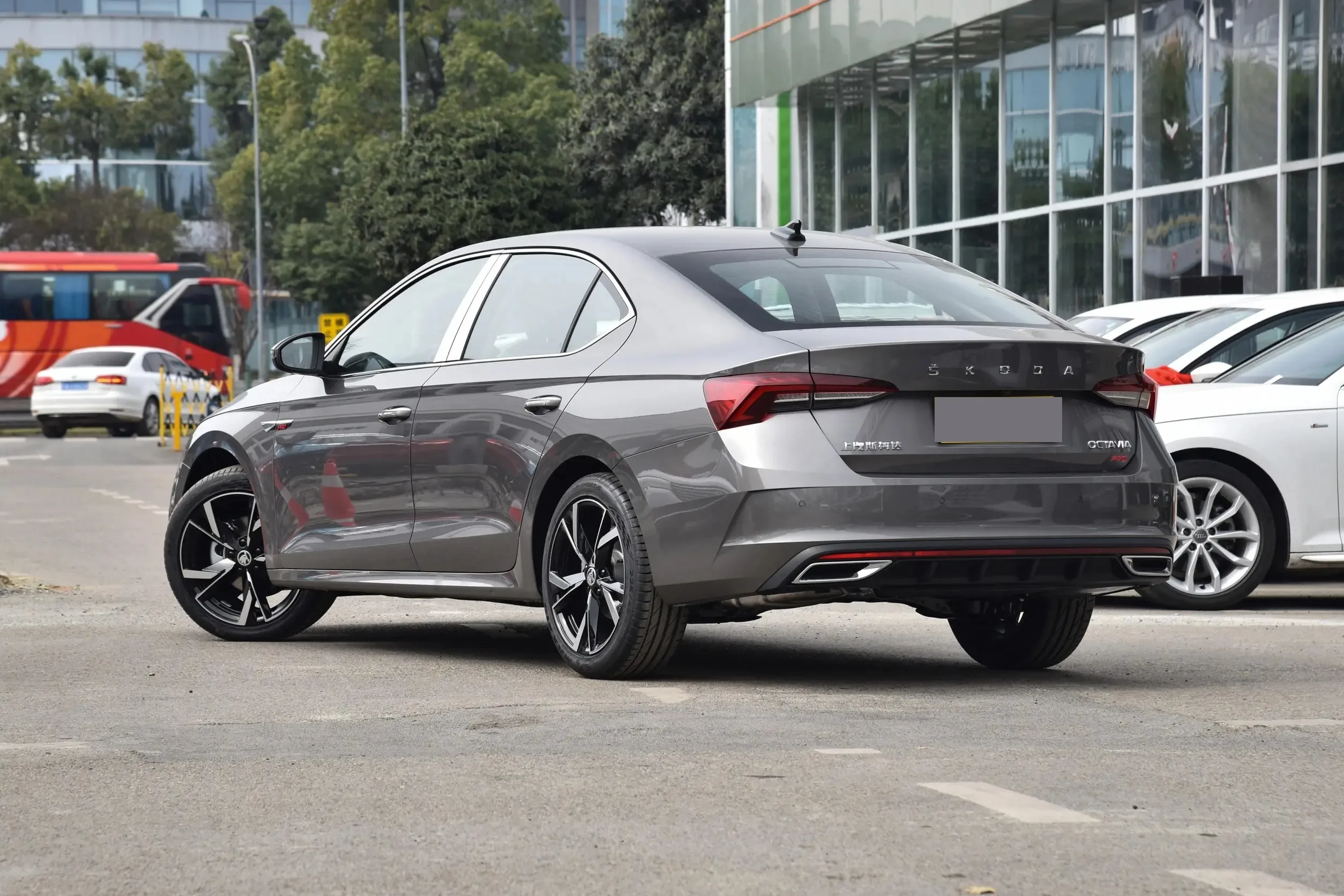 2024 SKODA OCTAVIA PRO TSI280 1.4T 180HP Cheap Price High Speed SKODA OCTAVIA PRO in stock 2024 version SKODA OCTAVIA PRO