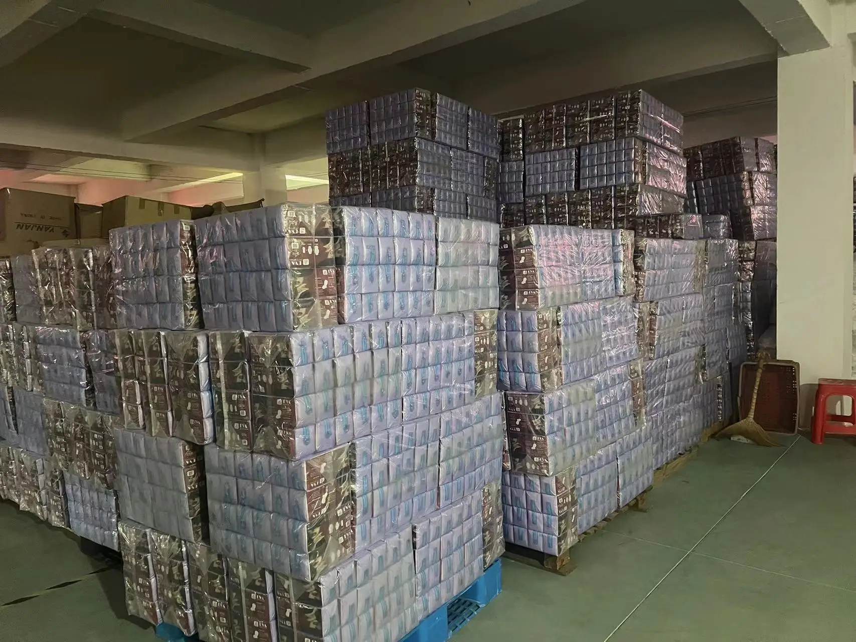 Premium Quality Night Use 280 mm Normal Thin Wholesale Like Cotton Touch Sanitary Pad Anion Ladies Sanitary Pads for Women