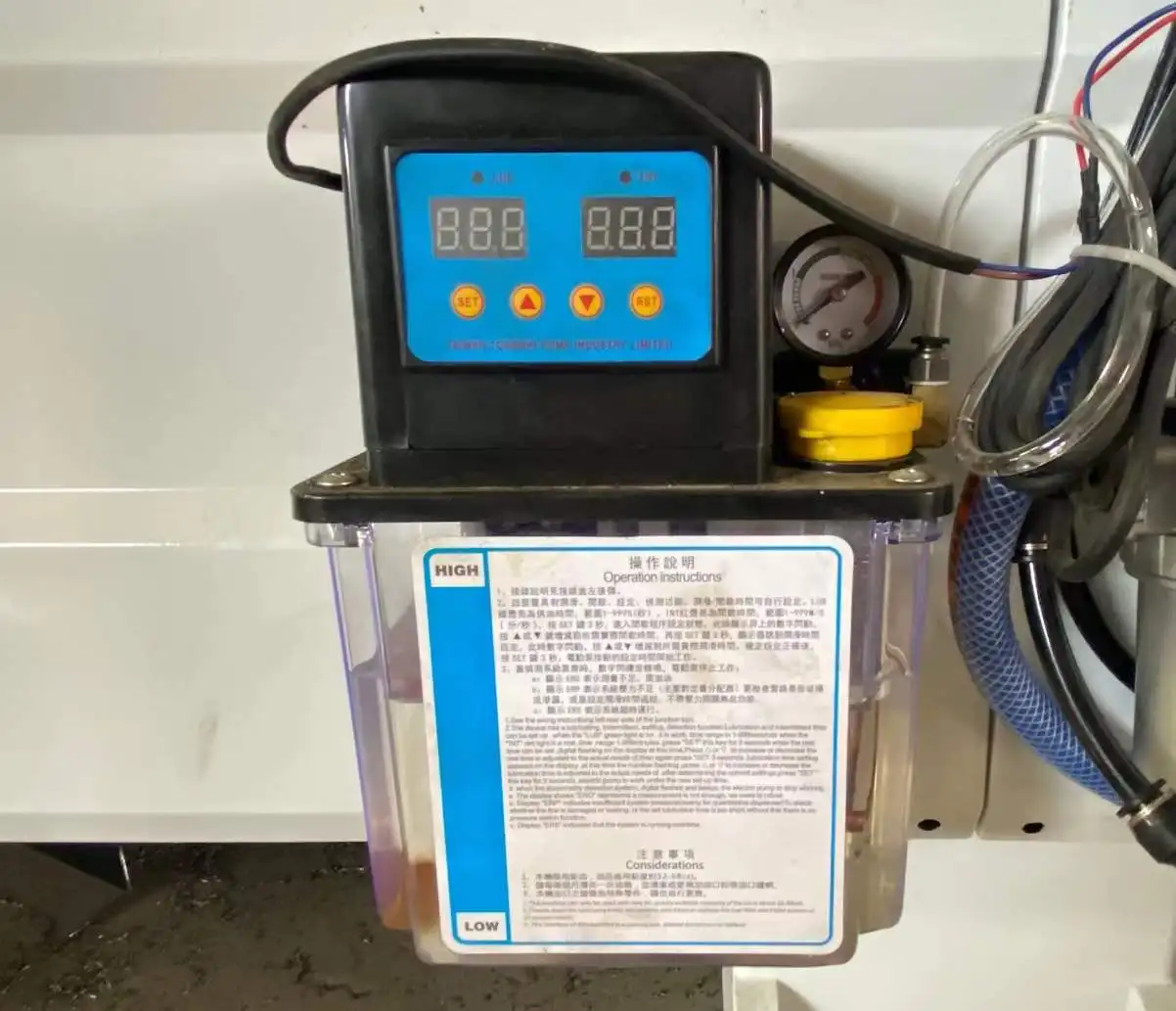 Тохань станок для резки стекла фрезерный глубокой